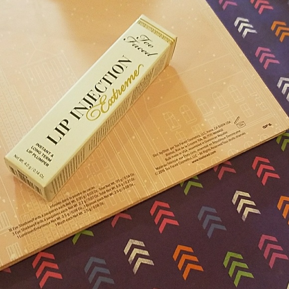 Too Faced the Chocolate Shop Holiday Palette - Picture 6 of 6